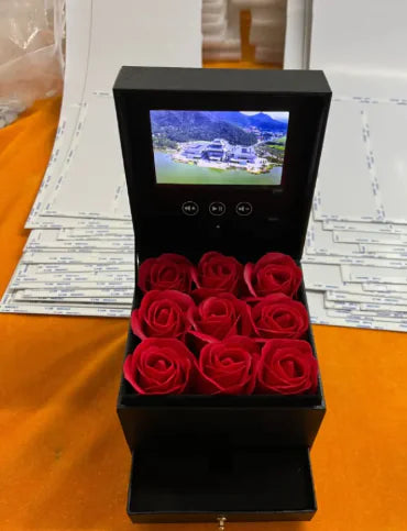 Luxury Video Flower LCD With 4.3 Inch LCD Screen 9 pcs Red Roses Upload Video LCD Box For Wedding Mother Day Valentines Gift - Design Studios Direct